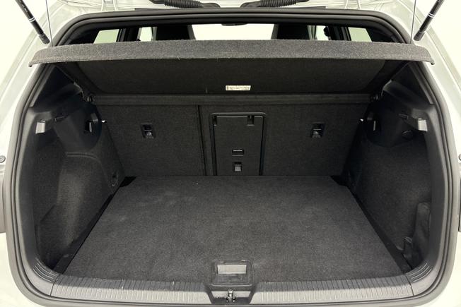 VOLKSWAGEN Golf Photo 12