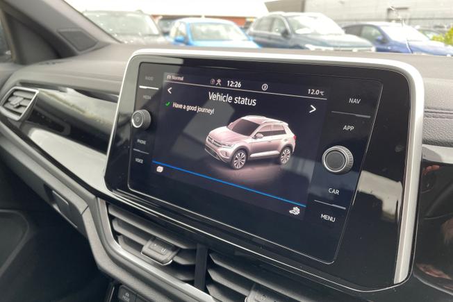 VOLKSWAGEN T-Roc Photo 37