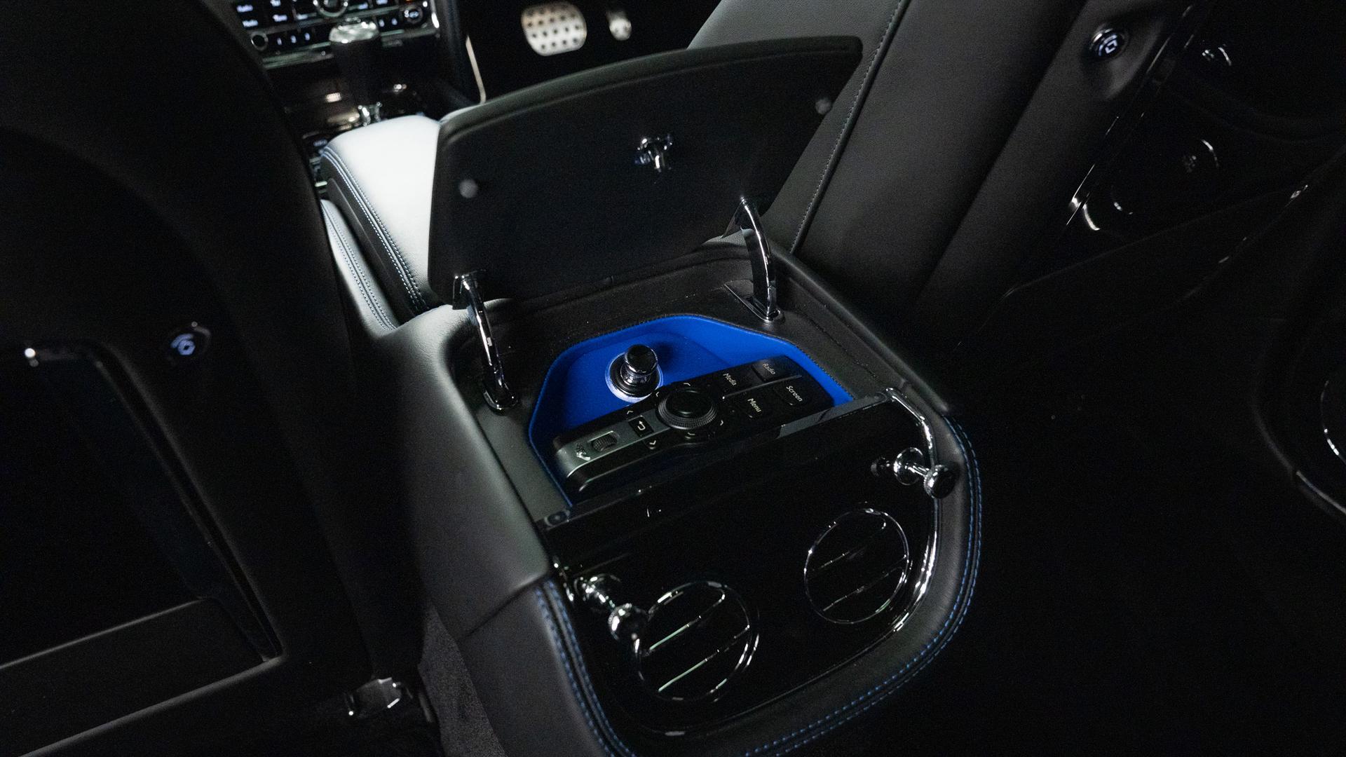 Bentley Mulsanne Photo 62d37c16-256d-4fee-87d3-8d3919cb3821.jpg