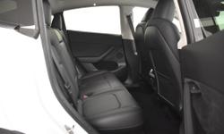 TESLA MODEL Y Photo 16