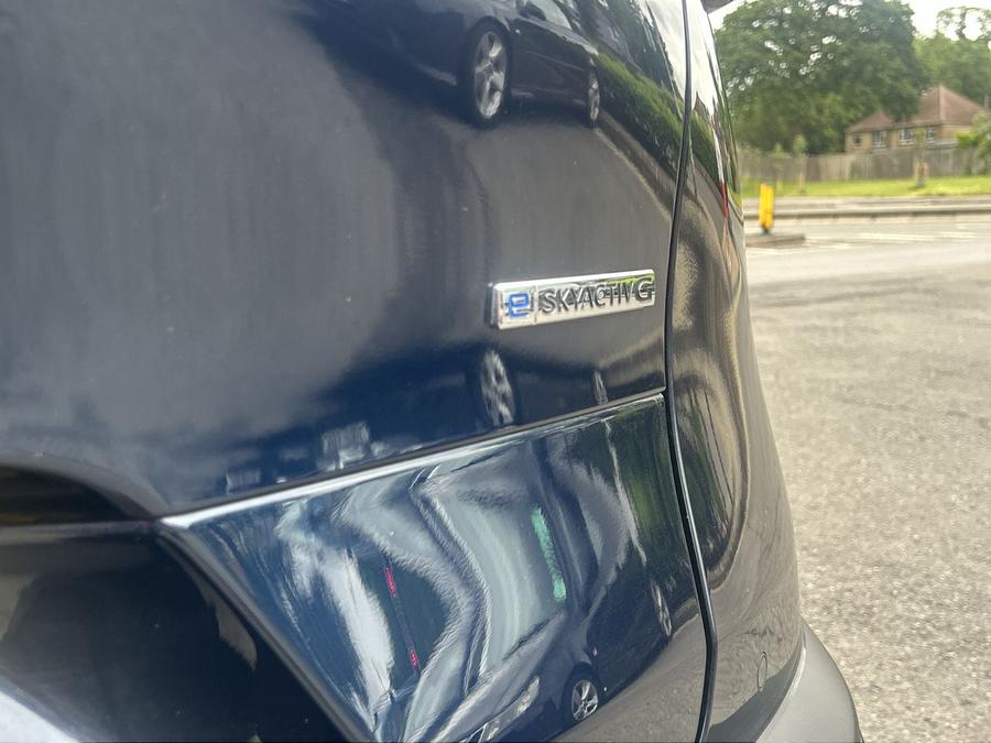 Mazda CX-30 Photo 62ecfcb8-445e-47e9-adac-1cf2dd426ddd.jpg