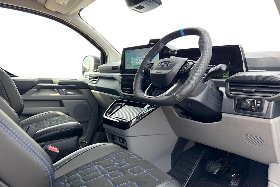 Used Ford TRANSIT CUSTOM L1DCIVMSRT15 15