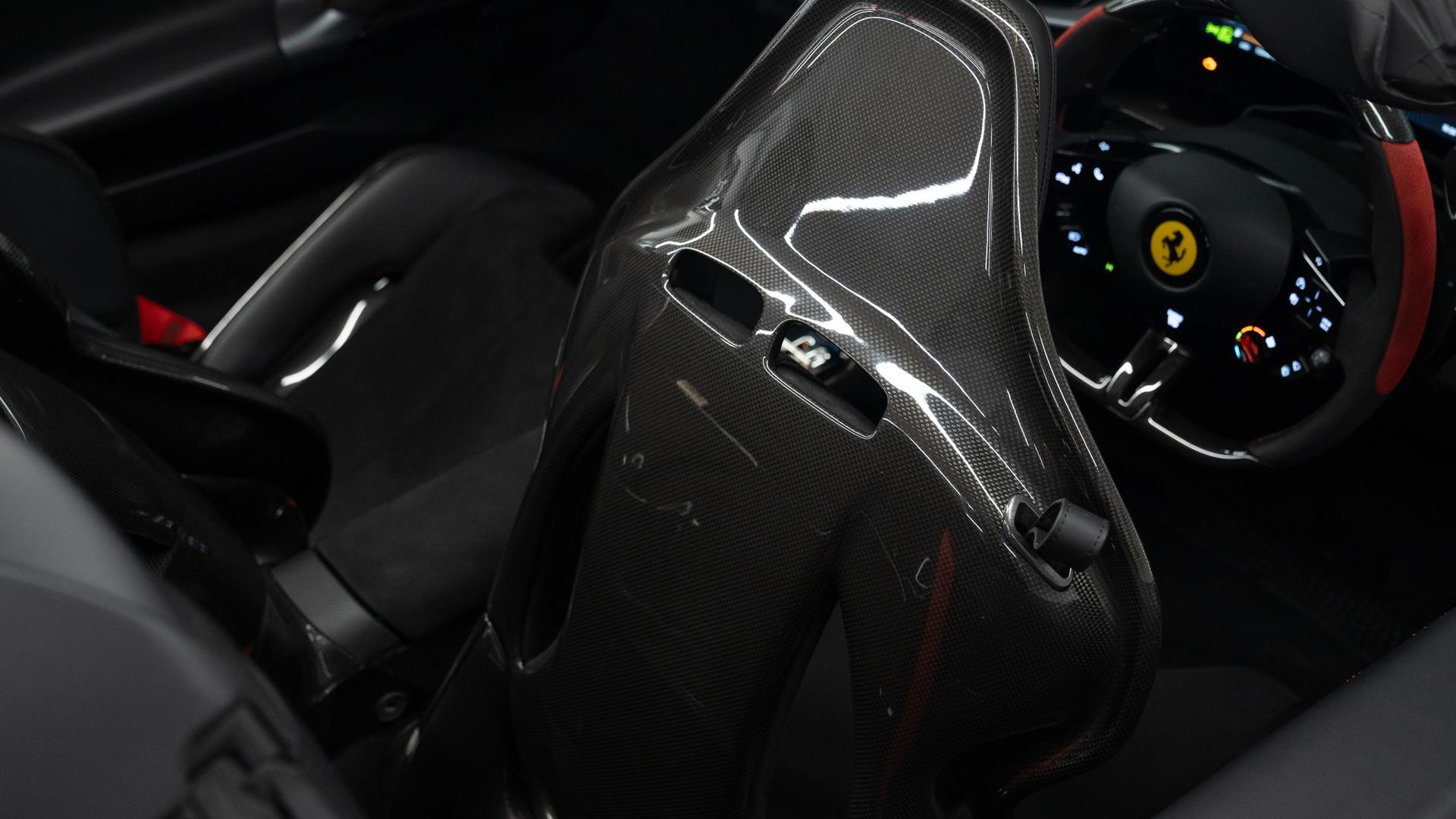 Ferrari SF90 Spider Photo 6303b81c-0d28-4a2f-ab7f-0184adaf2e1b.jpg