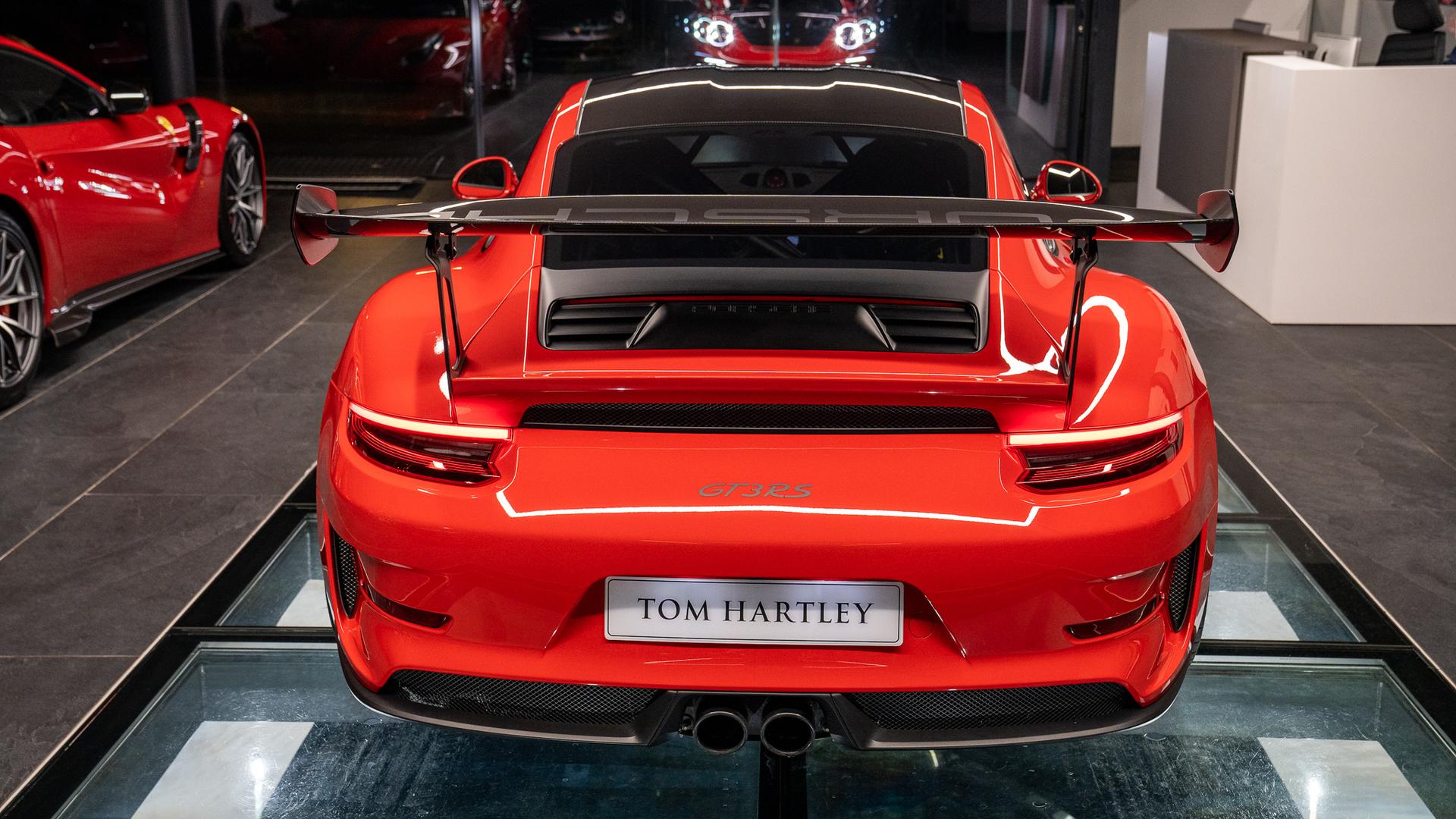 Porsche 911 Photo 6327c017-ce1e-4419-97b7-79a6f8f030a0.jpg