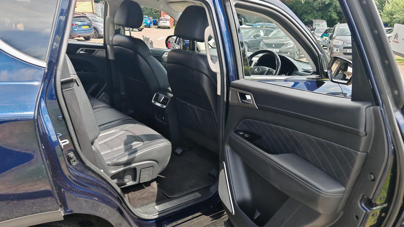 Used SsangYong Rexton AU67ZSO 15