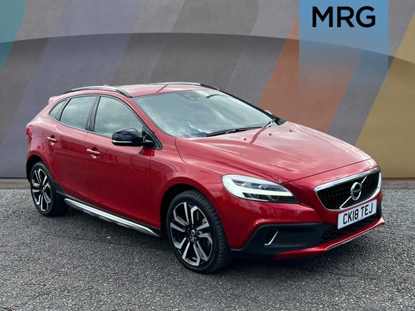 Used 2018 VOLVO V40 T3 [152] Cross Country Pro 5dr Geartronic at Chippenham Motor Company