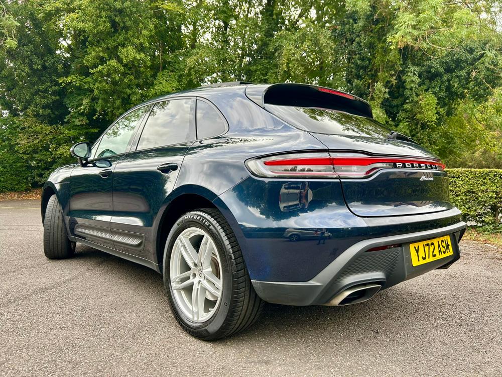 Used Porsche Macan YJ72ASM 8