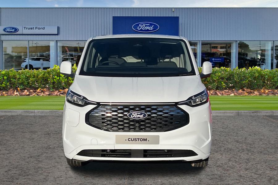 Ford E-TRANSIT CUSTOM Photo 6335db37-076a-4f6c-8978-4245d21dbfd8.jpg