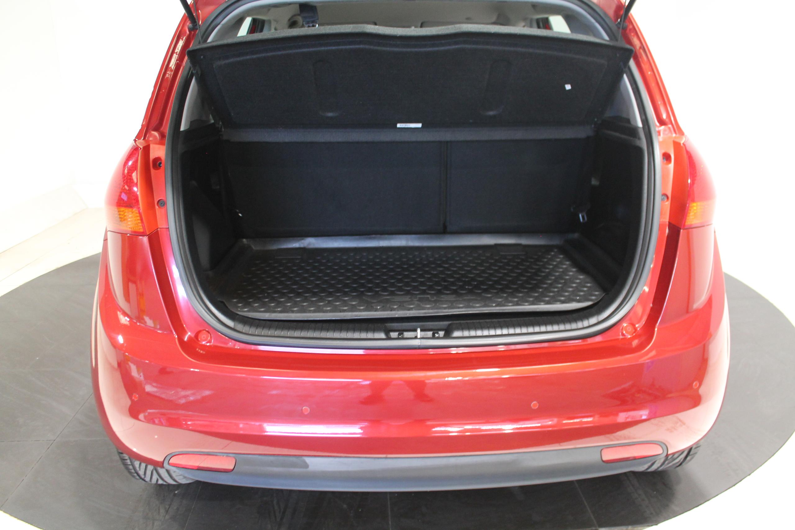 Kia Venga Photo 9