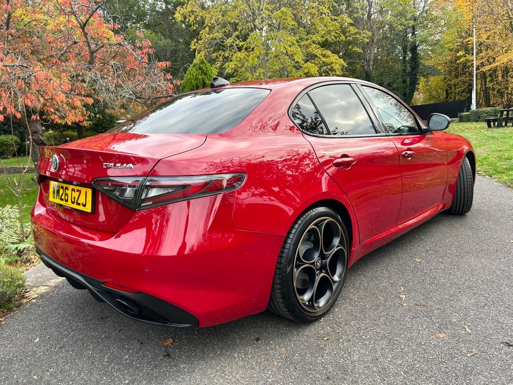 Used Alfa Romeo Giulia WM26GZJ 8