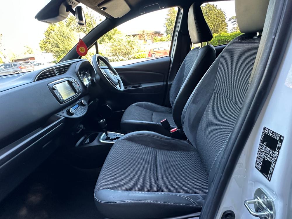 Used Toyota Yaris AJ19EKR 22