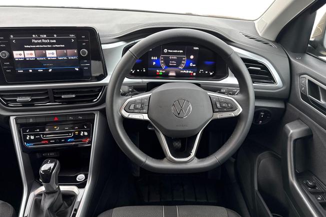Volkswagen T-Roc Photo 13