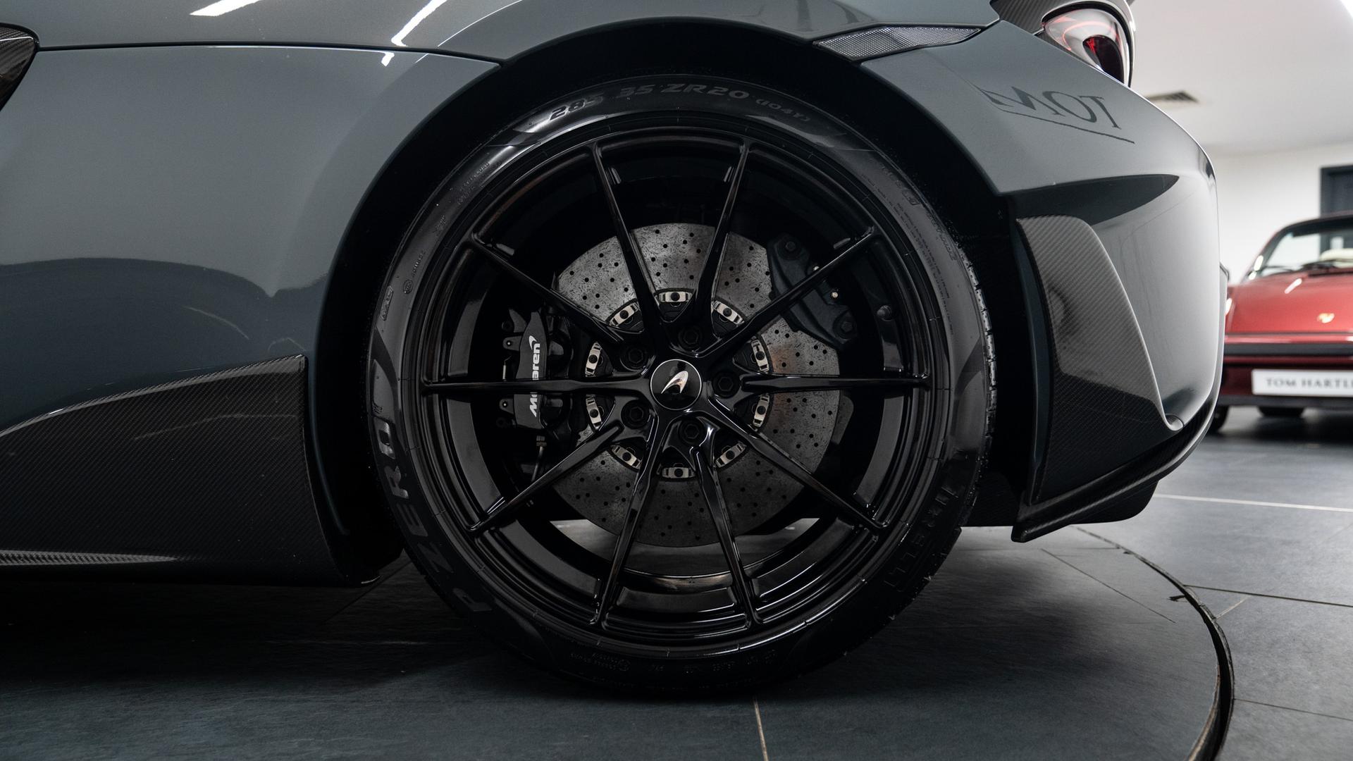 McLaren 600 LT Photo 63511d9a-1c12-4c24-8d91-160f7274956f.jpg