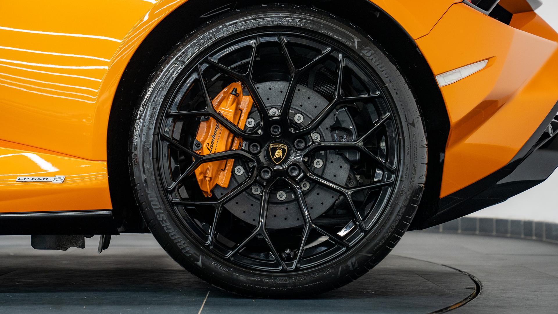 LAMBORGHINI Huracan Photo 635c61bd-27d0-4507-b4e9-1e782fc8b312.jpg
