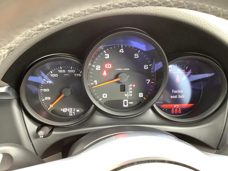 2021 21 PORSCHE MACAN