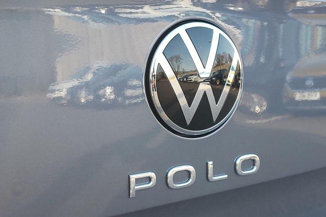 VOLKSWAGEN Polo Photo 11