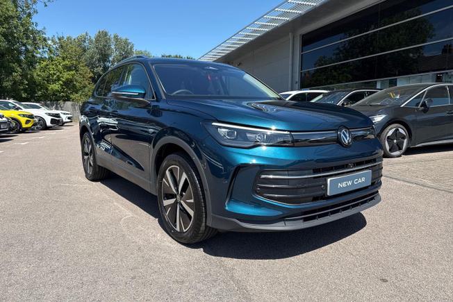 VOLKSWAGEN Tiguan Photo 21