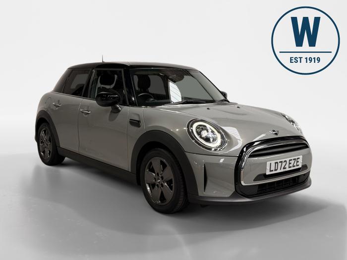 Used 2022 MINI Hatch 1.5 Cooper Classic Hatchback 5dr Petrol Steptronic Euro 6 (s/s) (136 ps) Grey at Windsors of Wallasey