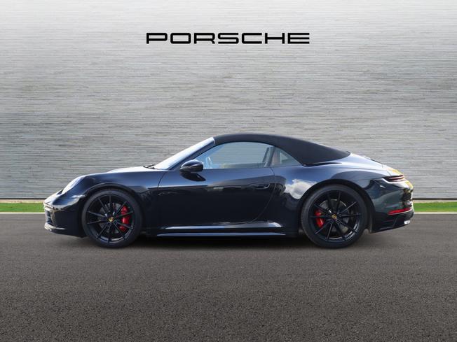 PORSCHE 911 Photo 6