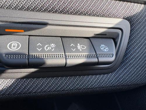 Renault CLIO Photo 6387c07f-3c9e-4f70-a160-8c4fc95f3af9.jpeg