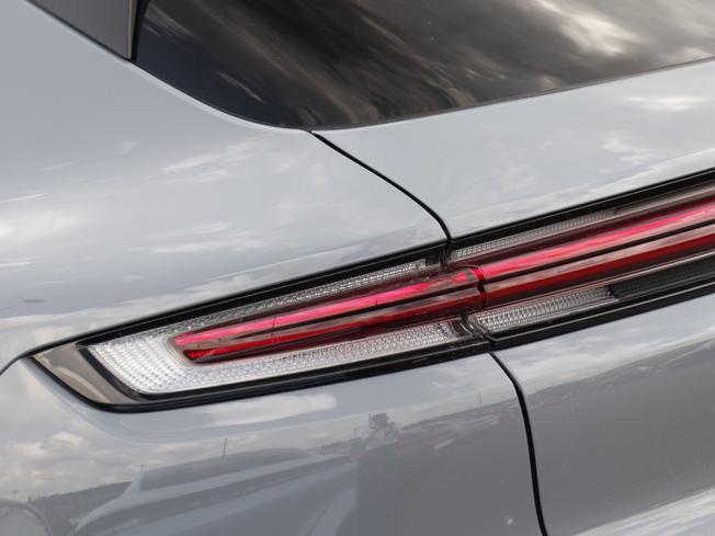 Porsche Cayenne Photo 11