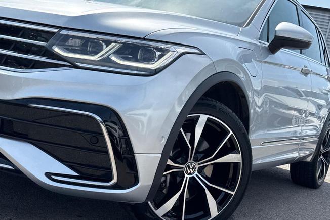 VOLKSWAGEN Tiguan Photo 49