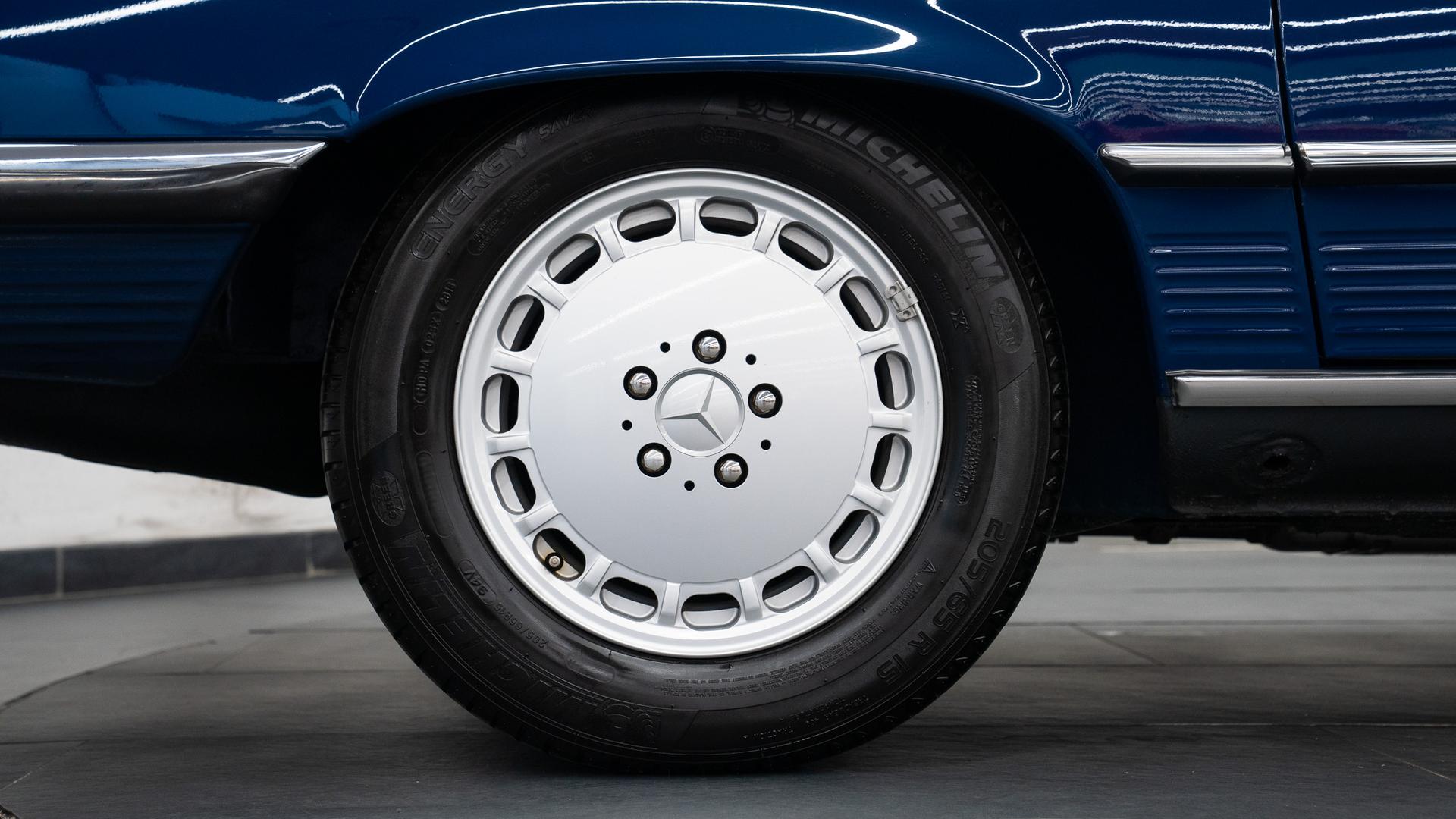Mercedes-Benz 300 SL Photo 63b8e082-6702-435d-b0c5-5c6243a41a53.jpg