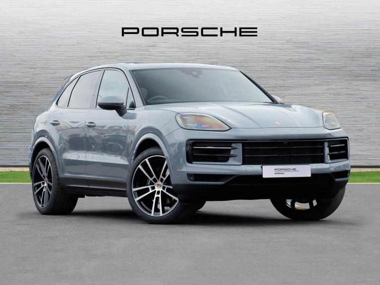 Used 2025 PORSCHE Cayenne 3.0T V6 SUV 5dr Petrol TiptronicS 4WD Euro 6 (s/s) (353 ps) Grey at JCT600
