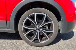 VOLKSWAGEN T-Cross Photo 5