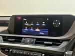 Lexus ES Photo 18