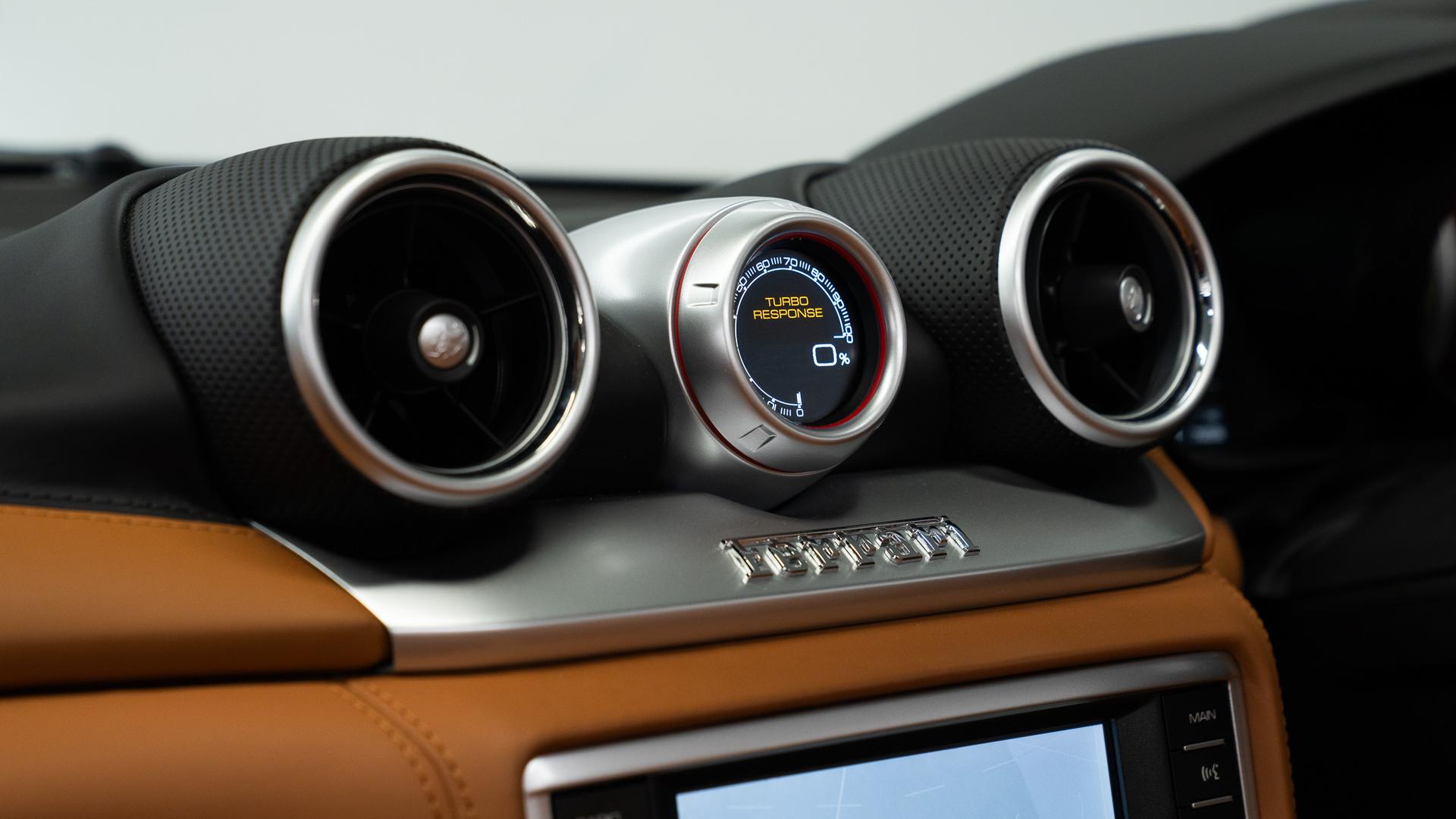 Ferrari California Photo 63cce7da-5108-4f6f-b03e-3965afebf3d6.jpg