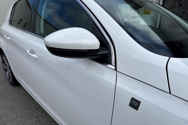 PEUGEOT 308 Photo 20