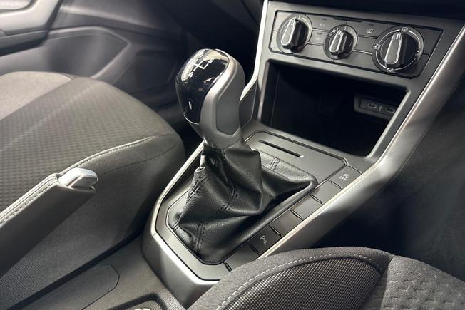 VOLKSWAGEN Polo Photo 23