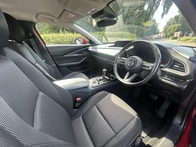 Mazda CX-30 Photo 9