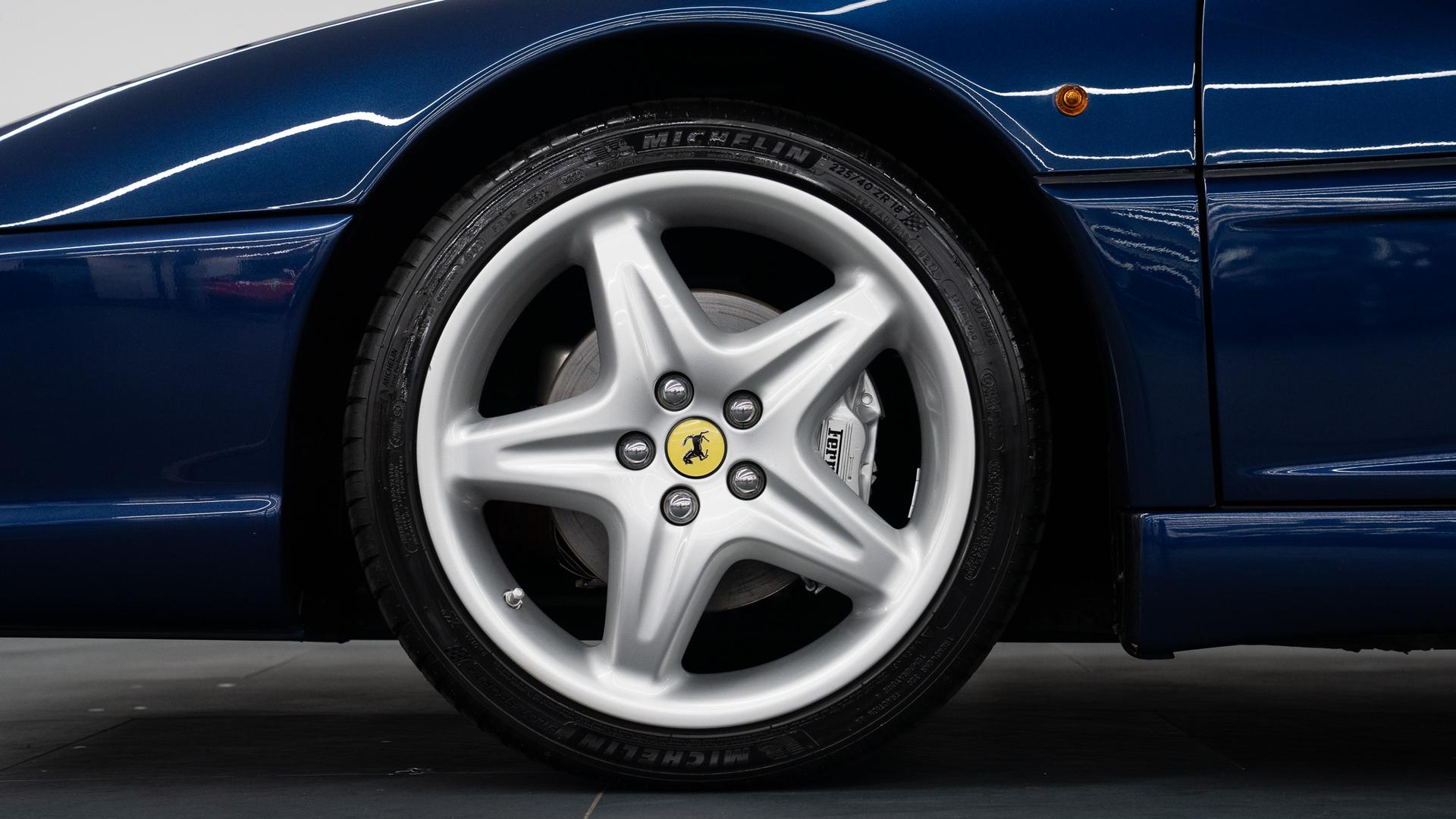 Ferrari 355 F1 Photo 63e9a327-3226-4d68-8744-47870c49eaf4.jpg