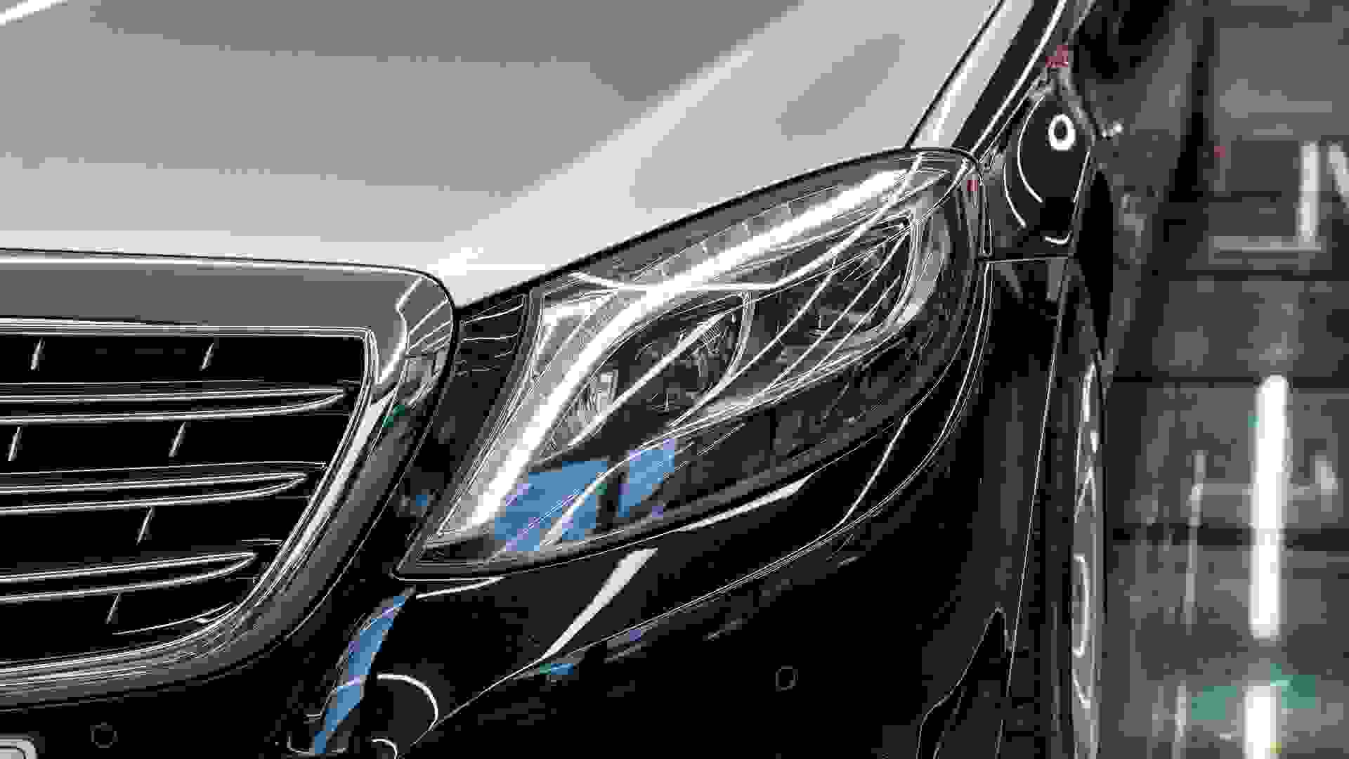 Mercedes-Benz Maybach S600 Photo 6400f707-2197-44a9-b3b5-83b5571b4ddf.jpg