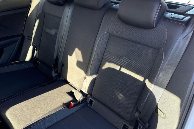 VOLKSWAGEN T-Cross Photo 11