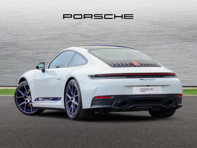 PORSCHE 911 Photo 2