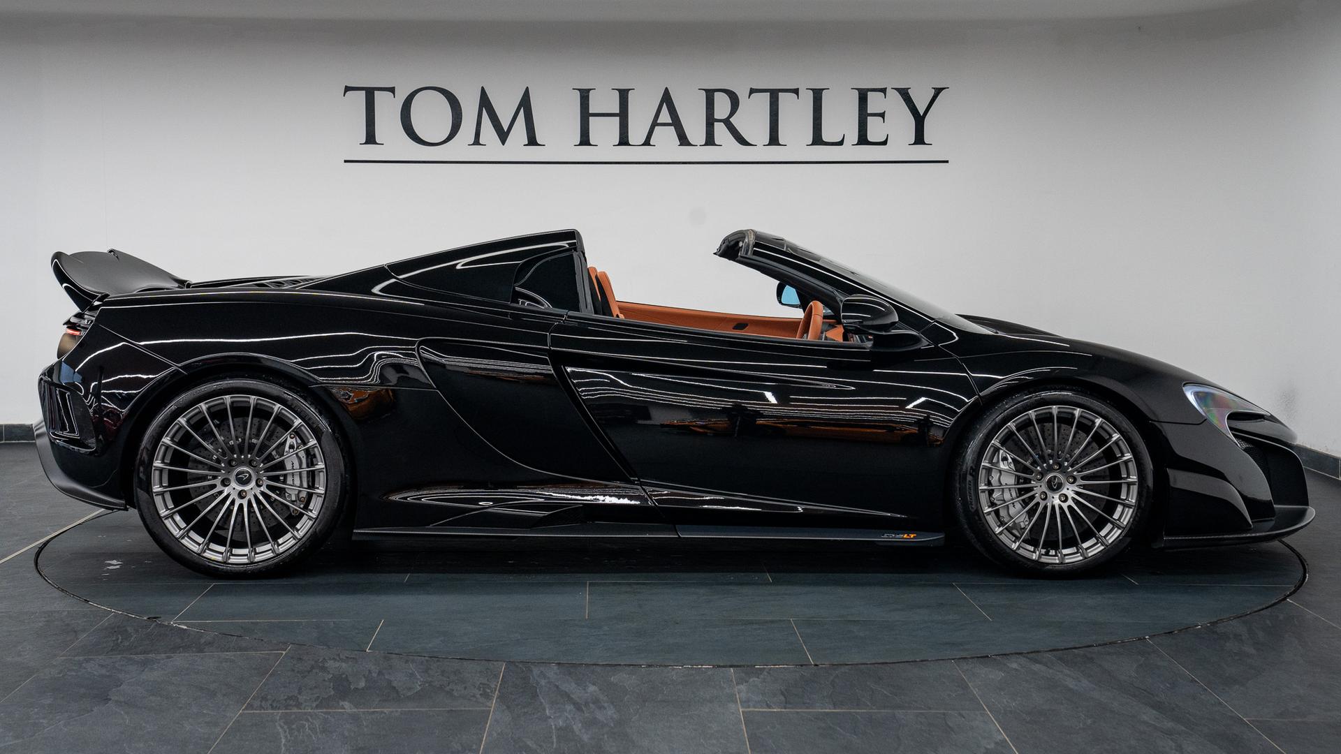 McLaren 675 LT Photo 6445eba2-f3a0-42e0-af6e-b6e66318f03f.jpg