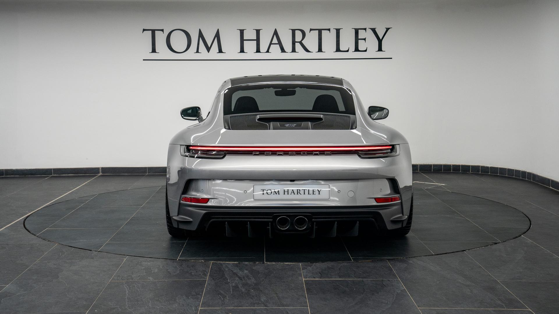 Porsche 911 Photo 6448fdf2-c5c6-401a-864b-8ec859e9f888.jpg