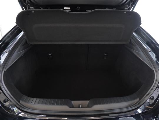 Mazda 3 Photo 645384d7-0ca9-4c7e-8634-9c925757e850.jpg