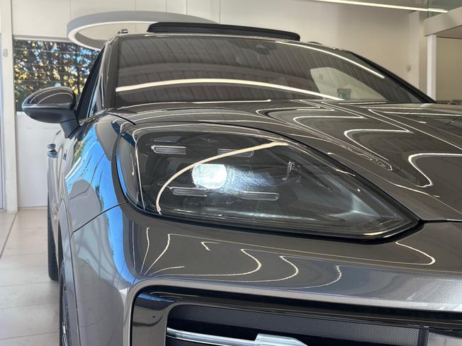 PORSCHE Cayenne Photo 21
