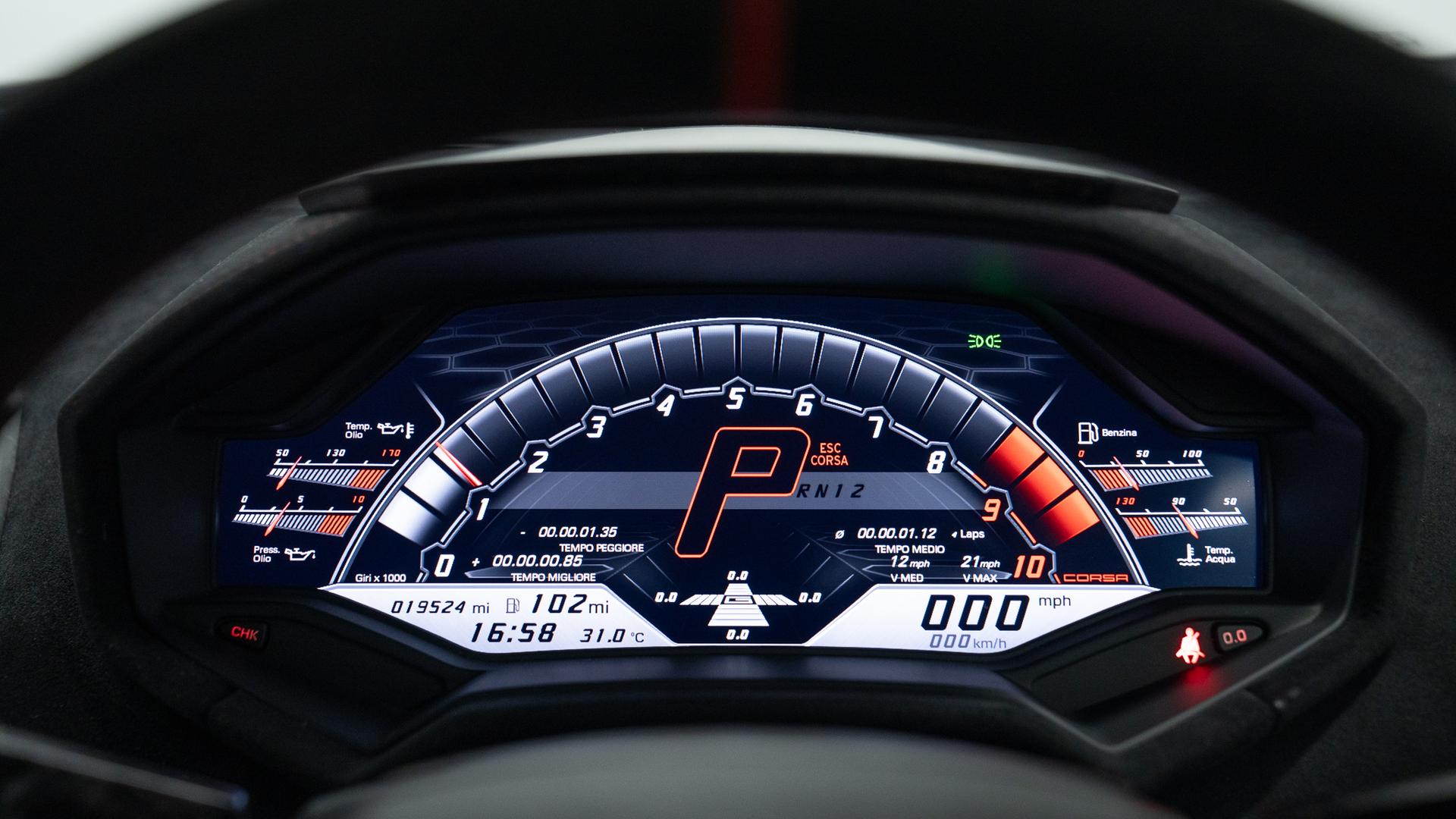 LAMBORGHINI Huracan Photo 6458f226-b193-4131-a06d-949f669a3617.jpg
