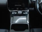 Toyota bZ4X Photo 21