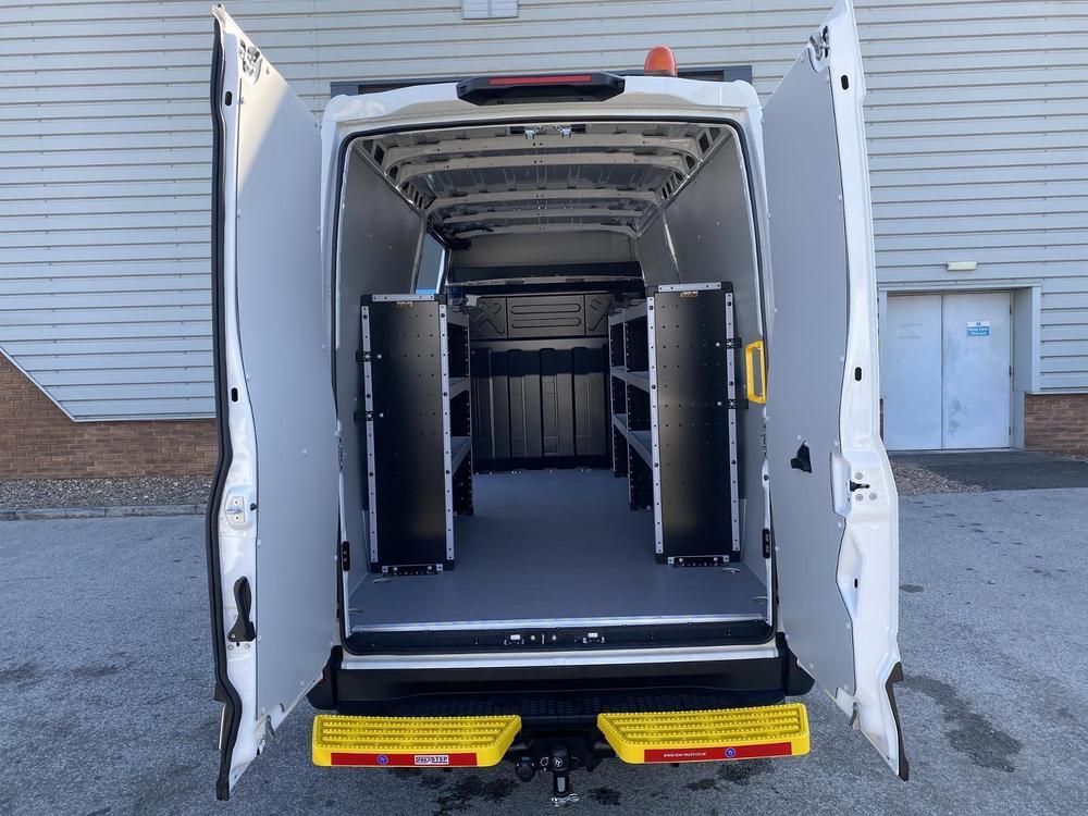 Iveco Daily 35S14 Photo 6466d441-31a9-4c3b-ba2d-2c8e5380b117.jpg