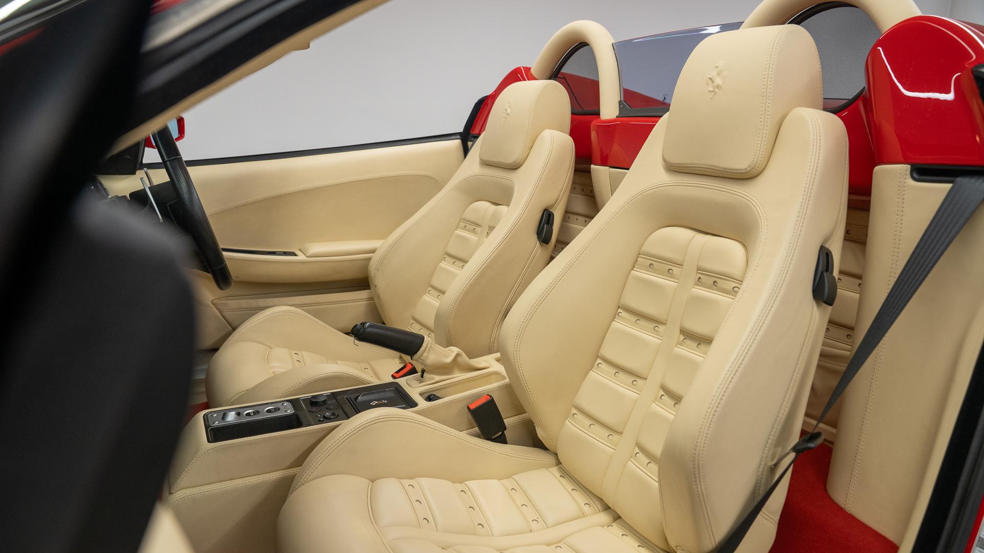Ferrari F430 Photo 646f127d-bf2c-4646-96f9-3d8763a3a883.jpg