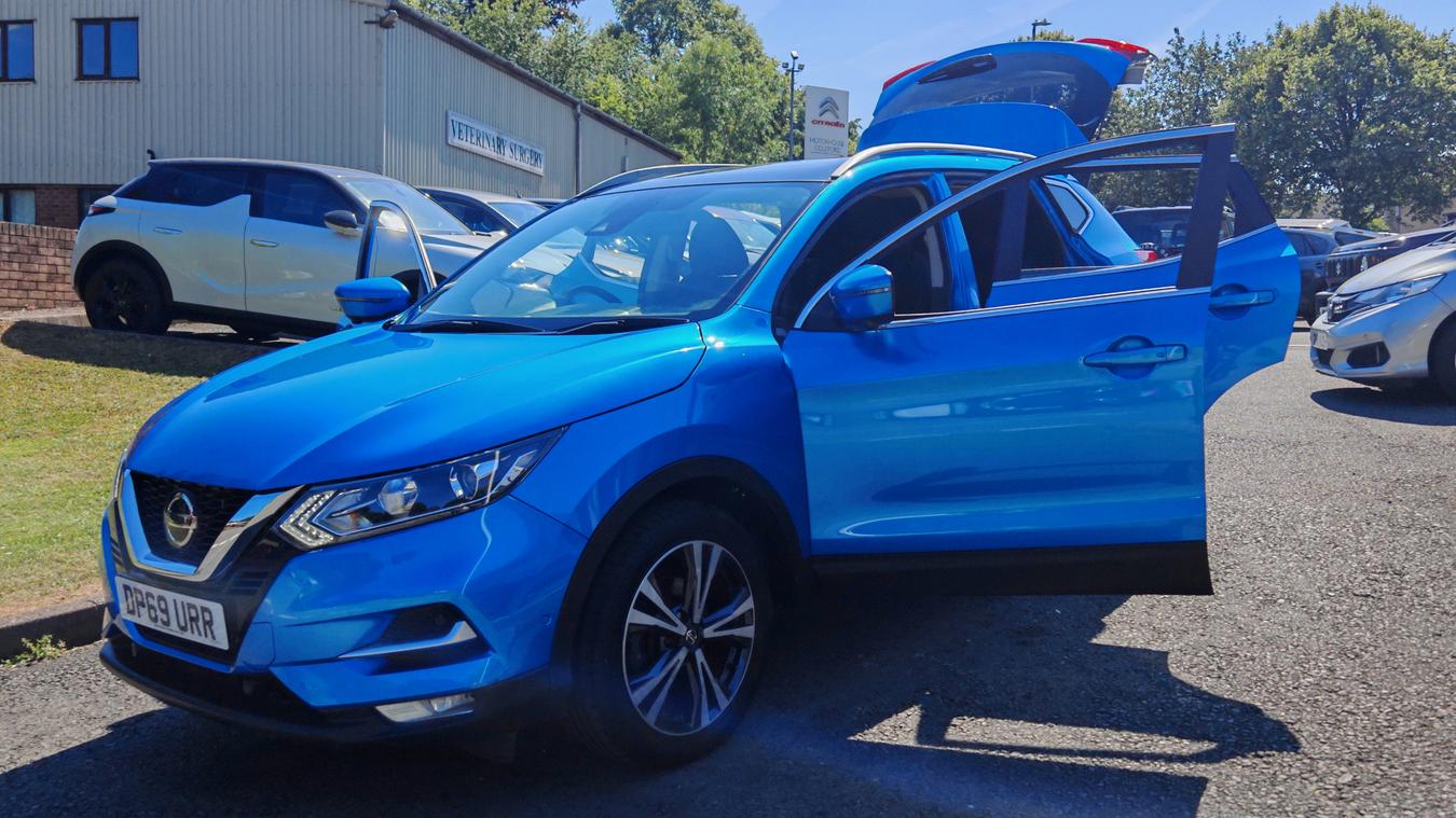 Used Nissan Qashqai DP69URR 17
