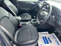 Ford Focus Photo 10