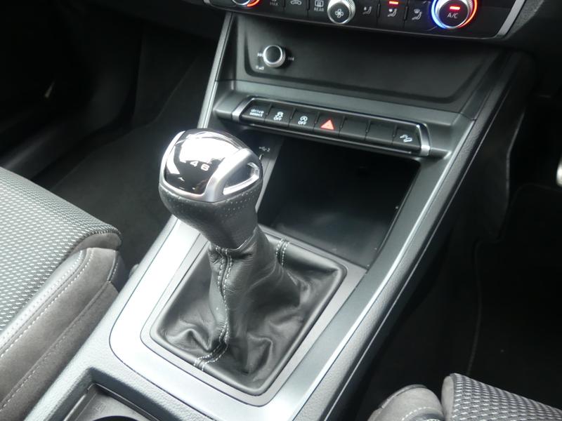 Audi Q3 Photo 6495f11f-47bd-490e-b8a2-91fe89212d30.jpg