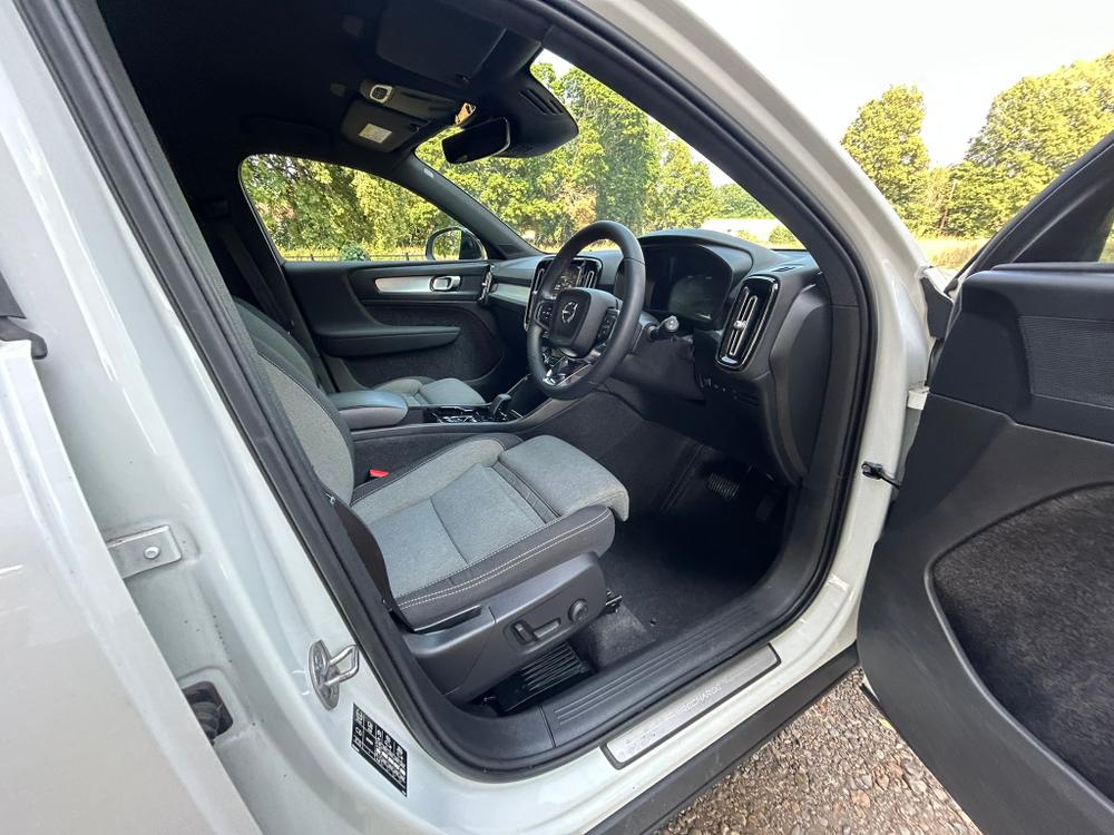 Used Volvo XC40 KN73PKZ 16